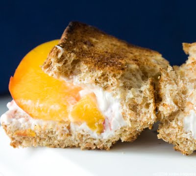 peach-cheese-toast-ups