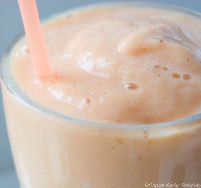 peach-papaya-mood-food-smoothie