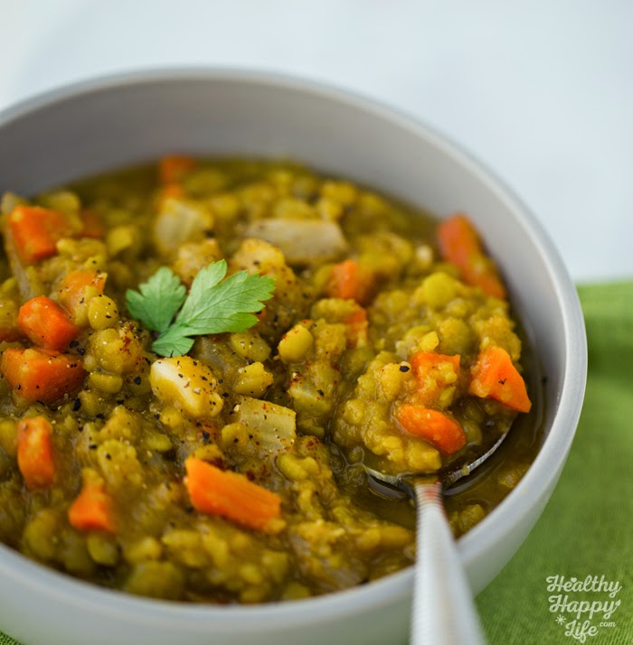 Easy Vegan Garlicky Pea Soup