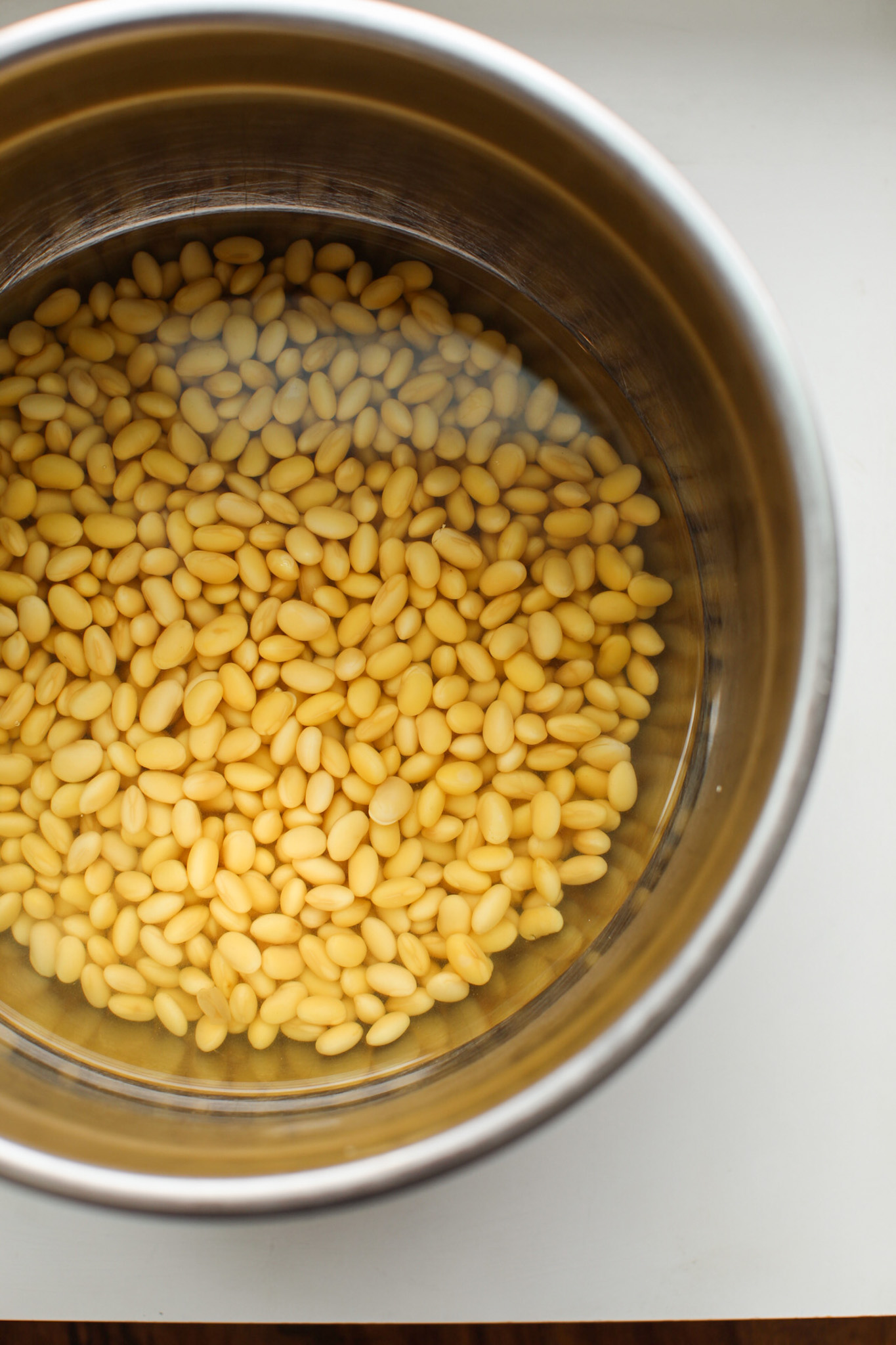 soaking soy beans